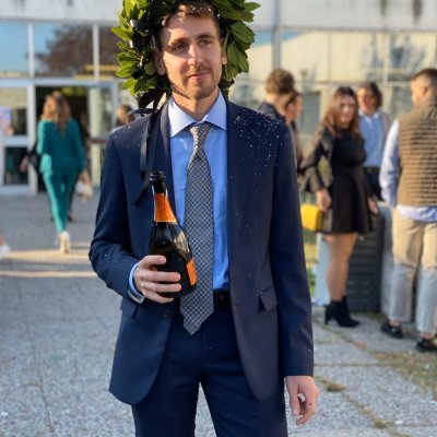 Documenting my path to 1k month online within 2023 with SaaS • Currently Building https://t.co/Hw8XI3C35x and https://t.co/WrLBYfLq5Q in public from 🇮🇹