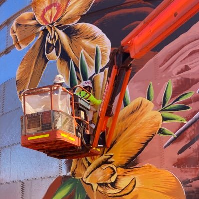 Perth based visual artist specialising in painting murals of native Western Australian flora and fauna. Educating the public through art. Instagram @brentonsee