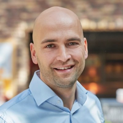 Papa van Bo & Siem | Zelfstandig ondernemer RR-Recruitment | Sportliefhebber | Tennisser | FC Barcelona Fan | Logistiek en Supply chain |Wintersporter |