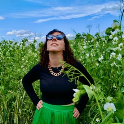 ✨Head of Marketing in Luxury & Cosmetics • Digital Beauty • Sustainability • Innovation (UX Design, design thinking, research, NPD)