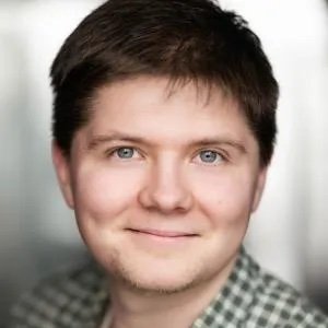 Actor/Singer from London, have a little look at my website which has a link to my spotlight page.