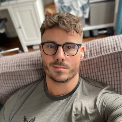 6’3 | Yorkshireman in Wales | Rugby player l Gym lover | Deep thinker | Polymath | Polyglot | Cat daddy | Dog daddy | Happily Taken |