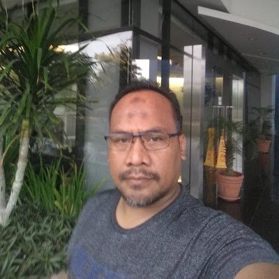 edysant53255117's profile picture. 