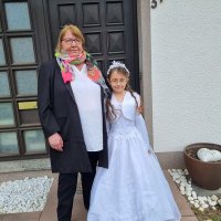 Ursula Schmitz (@ursulaschmitz17) 's Twitter Profile