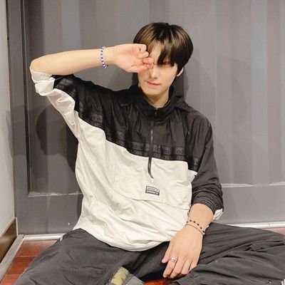 be_onlyastro's profile picture. ꜱᴛᴀɴ ᴀꜱᴛʀᴏ ʏ'ᴀʟʟ | ᴏᴛ6

@offclASTRO 
#ASTRO