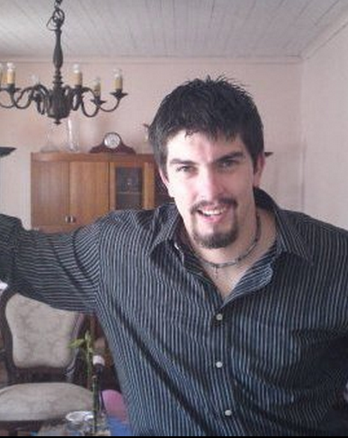 Civil Industrial Engineer from PUCV - CEO de Jumpitt Labs SpA and Co-founder of several IT companies in Valparaiso Chile. Code - Design - Experience