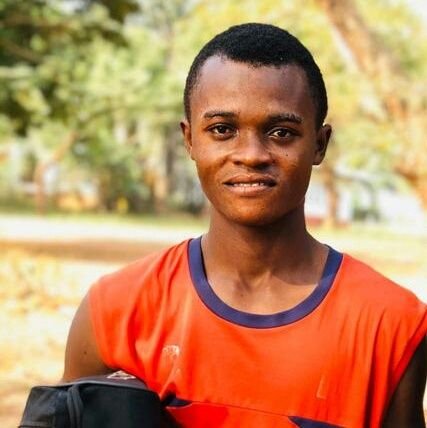 Am Desmond from Accra,Ghana and am a soccer player with Techiman young Goldfields