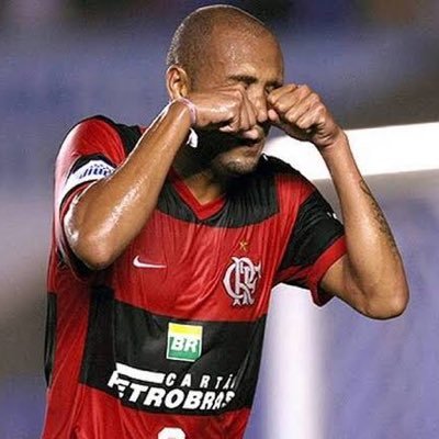 tbtflamengo's profile picture. Relembrando lances  marcantes do mengão🙅🏾❤️🖤
