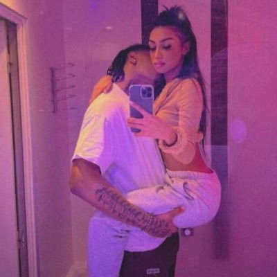 mrrpharm's profile picture. Sagittarius ♐️ mistakenly born in Ghana 🇬🇭 @fcbarcelona for life❤️💙 sc: @saint.john4 ig: @theuglypharm