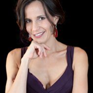 Author, #sexcoach, specializes in #sacredsex, #OpenRelationships, #Tantra theater #Polyamory on #Showtime #lesbian