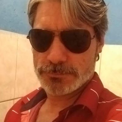 MarcosK56409284's profile picture. Sou metamorfose ambulante.
Animador 2d, Game design, escultor. Diretor de espetáculo.