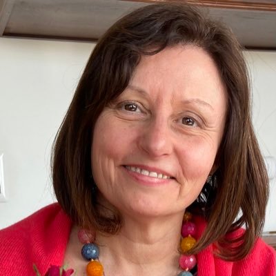 @Coach4Planet1 founder #coaching #climatechange #ecology. Board @ICFHQ, @pwnrome founder. Passionate about #leadership #womenimpact #philanthropy #trees