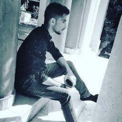 amandixit07's profile picture. 