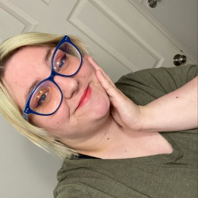 cosplayer, aspiring VA, queer variety streamer, tgcf is my life || she/they || lvl 26 || gay af ||