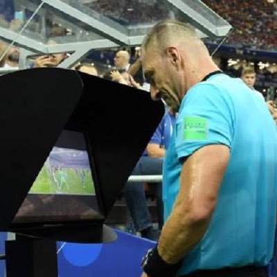 Acesta este un canal unde o sa analizăm faze de arbitraj.⚽️🎥 Ai dubii la o faza de arbitraj? Tag la ArbitrulRo si primești  decizia corecta 😁