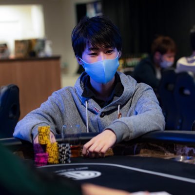 BIGSLICKPOKER新横浜店→？？？  社台サンデー会員でもあります 顔と名前が一致する方だけフォロバします