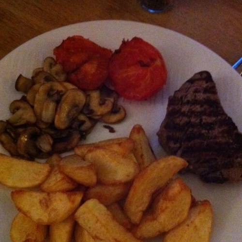 p2hdg's profile picture. Love all things beer and paint!