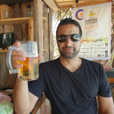 Rosh_says's profile picture. 