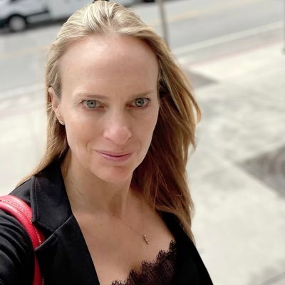 Storyteller. Author. Speaker. Creator | Head of Global Influencer Marketing @SAP | prior Apple, Adobe | #video #socialmedia #podcast | 🚲🎿🏃‍♀️🥾| ❤️🌻