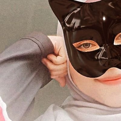 Azyyy9's profile picture. Smile