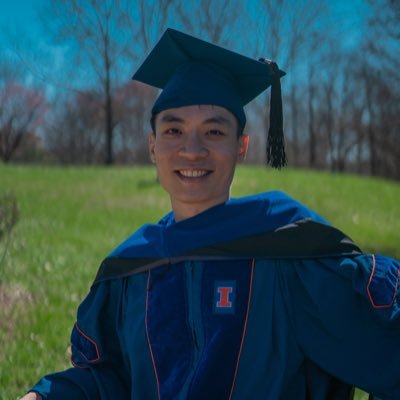 Ph.D. in @Illinois_alma from Conroy Lab @drjessconroy Study geobiology 🦠 and geochemistry 🧪 in lake systems 💦 Volleyball 🏐 Boulder 🧗‍♀️ he/him