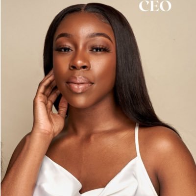 goldoleka_'s profile picture. 2 Corinthians 5:17 🌷 ig: gold.oleka