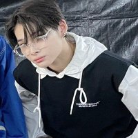 aj (@rblkssh) 's Twitter Profile