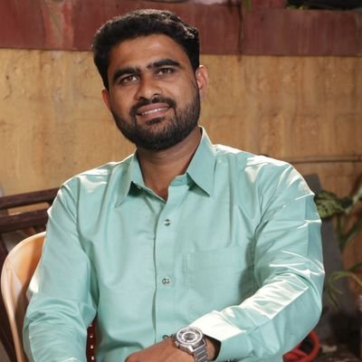 Founder of Yashwant Foundation, Competitive Exam Guidence Center, Kolhapur.
Former Reporter @ Sakal Media