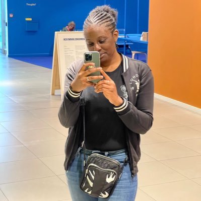 YvaanaReid's profile picture. Light Shines From The Inside And Power Is Derived Through Alignment! Be Kind, Be Bold, Love Deep! Pastor @lsalondon_ | Author - The Truth About Your Salvation👇