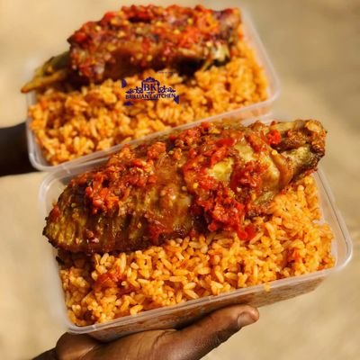 📌 DELICIOUS AND SPECIAL HOMEMADE FOOD IN AKURE
📌 AVAILABLE IN LUNCH PACKS, FOOD TRAYS, AND LITRES
📌 ORDER 24 HOURS BEFORE DELIVERY 

📌Cook: @SimplyNira