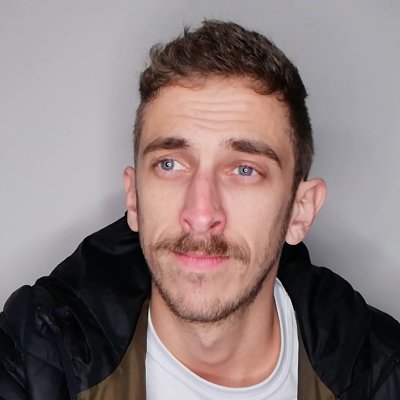 Senior Full Stack Developer and experienced Tech Entrepreneur.