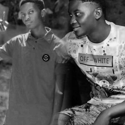 Cool and friendly 💃🤞🤗
Fun to chat with 🙌👆
Upcoming rapper 📌💯🌹
Lover of all ❤️🙏✨