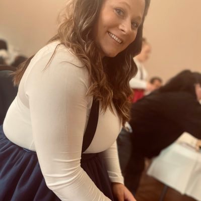 R0LL1NGC0AL's profile picture. be better than the person you were yesterday