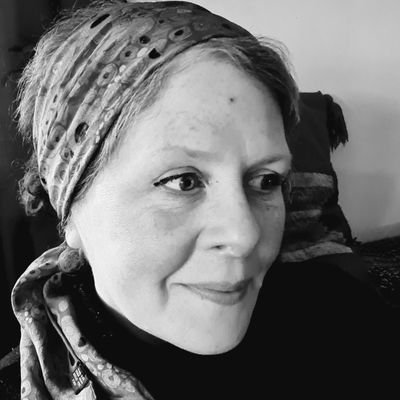 AllieLang74's profile picture. RVN, lecturer, lover of all creatures, writer, crafter, pianist and cold water swimmer. Views my own.