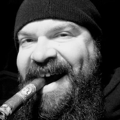 Oilfield Electrician
My wife is my heart & my boss, family=reason I get up everyday, that and @BMS_Show
Guns, coffee, red meat, beer, bourbon&cigars🇺🇲