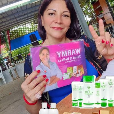 GloriaMaylle's profile picture. Mujer Emprendedora. 
WarmyDXN Salud & Belleza.
 con propósitos de servir a mi semejantes.❤👸💚