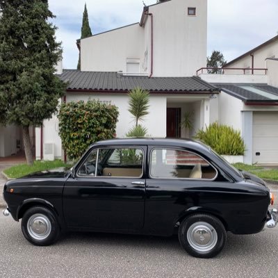 siarom's profile picture. 