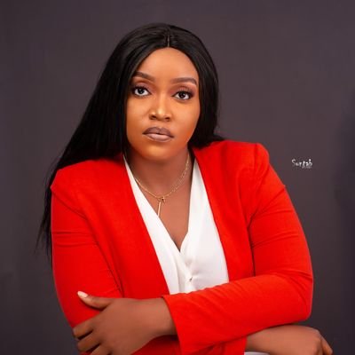 KayTalker_'s profile picture. ✍️Writer
🗣️Public Speaker
🎤Worshipper
🎂Baker