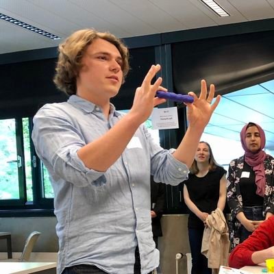 jeremy_la_scala's profile picture. Doctoral assistant in Learning Sciences 🧑‍🏫 @ REACT group #epfl · Microengineer · VP Outreach @graasp · Follow me on mastodon 🐘 : @jeremy_la_scala@tooting.ch