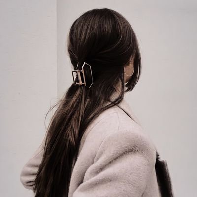 𝐁𝐀 ୨୧ An exquisite forte on her touch to serve the grandest quality of premium apps, and here comes her command for you to tap https://t.co/t5wUnYx2UK.