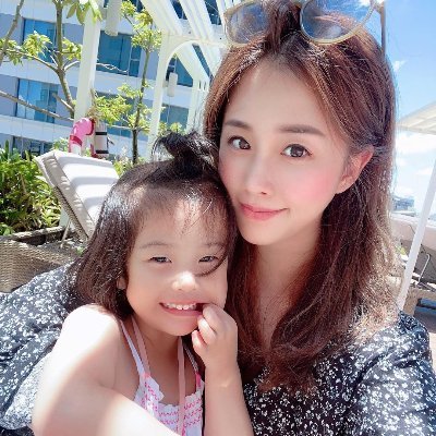 CiciLee0C's profile picture. Honest, serious, happy girl, moon lover         #BTC  #EHT