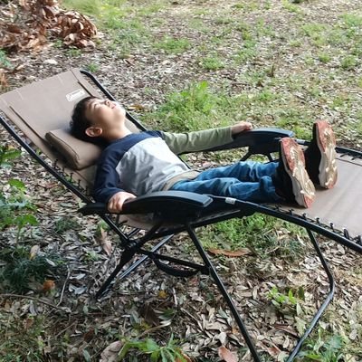 Antlers20131's profile picture. 鹿島アントラーズ🔥 最近キャンプハマる🔥 ゲーム MHWIB/FALL GUYS/Apex/マイクラ/MHRIZE/ポケモンgo 面白いゲームないかな... 8歳&5歳息子、2歳娘らのパパです。 息子と一緒にフォールガイズやってます🎵子供の声入っても🆗な方フレンド募集中➰ 息子らとポケモンgoにハマる🤣