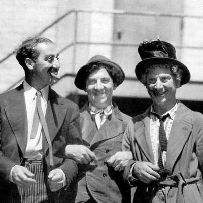 Account dedicated to the legacies of Groucho, Harpo, Chico, Zeppo and Gummo - by Marx Brothers enthusiast and researcher @refinedkisses