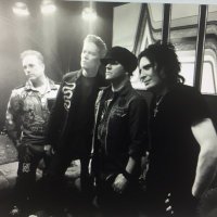 LolaVainBand (@lolavainband) 's Twitter Profile