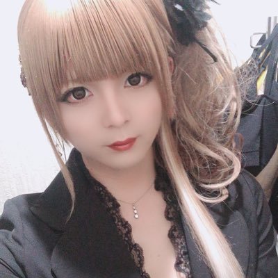 咲姫(さき)といいます♪熊本県人吉市でLIT(リット)というお店で女性と一緒に「ひな」 という名前でお店に出ています。 よろしくお願いします☆熊本県人吉市紺屋町113ビルズi 2-F LIT #女装 #女装男子 #crossdresser #熊本 #人吉