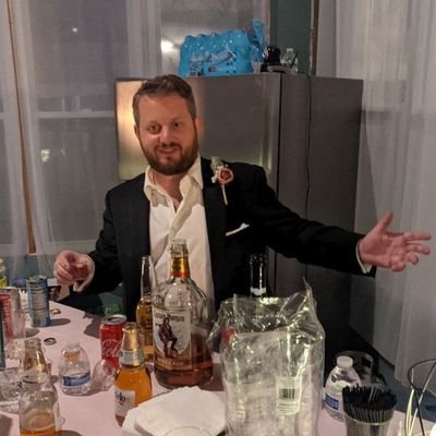 MADiLillo's profile picture. Putzing along at a lightspeed pace