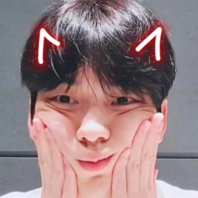 the one with the cat ears ^•.•^ | MOA~MIDZY 🫶🏻