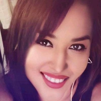 Enamorada de la vida.
Maestra
Hija, hermana, amiga
Agradecida con Dios 😍