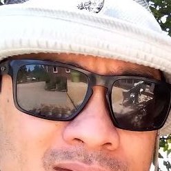 J__Leee's profile picture. 