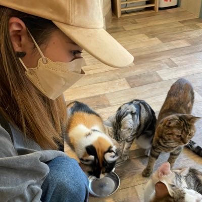 Madoka_design_'s profile picture. 2022.5月～#デイトラ webデザイン｜役者→30代未経験からのwebデザイン|figma｜デザインで寄り添いたい｜第8回デイトラデザインコンペ 入賞｜猫好き🐈🐾｜とにかくコツコツと⋆⑅...✍️